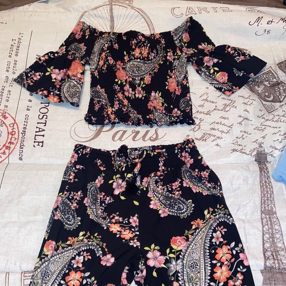 2 piece set